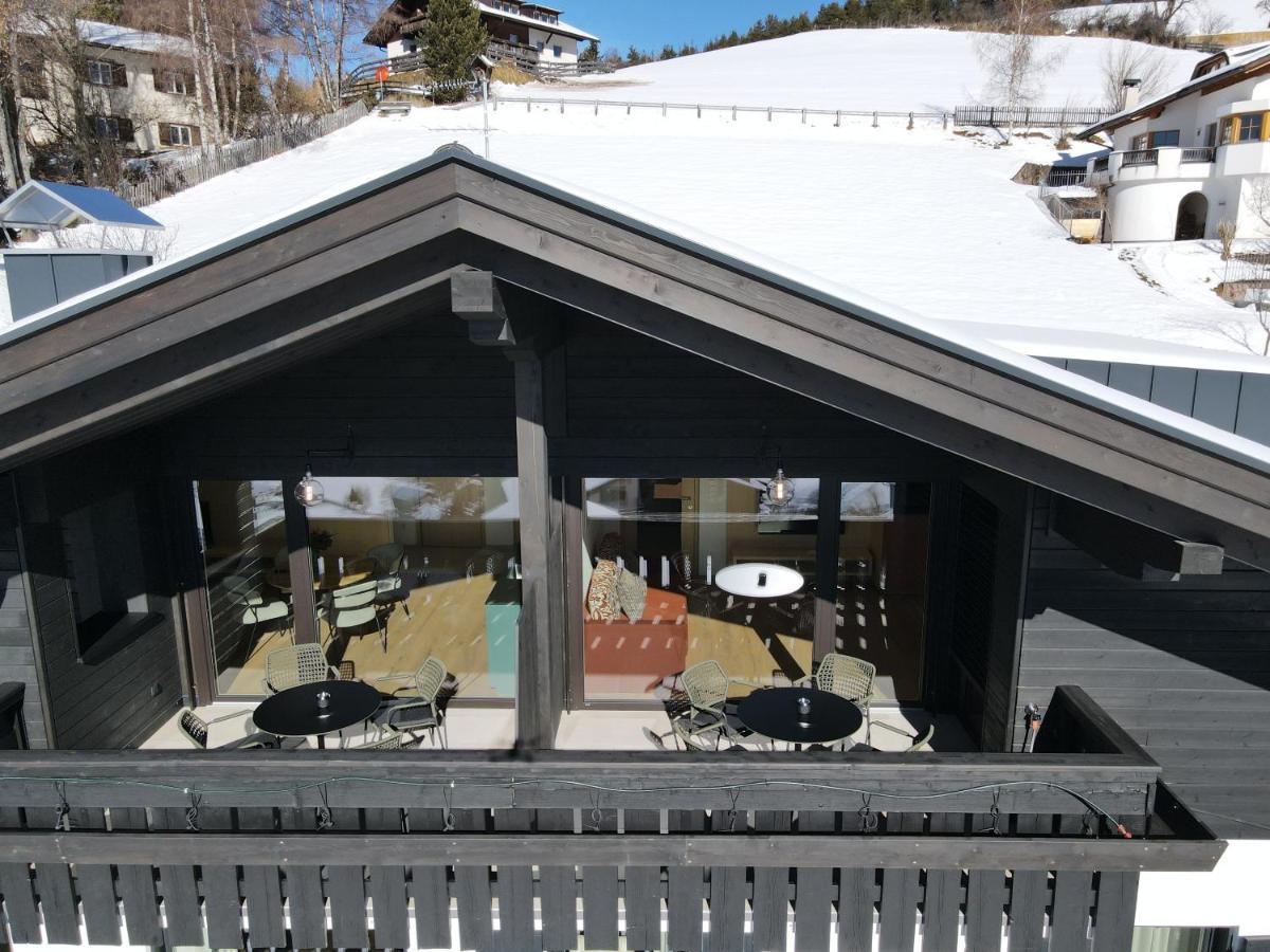 Lisis Loggia Lägenhet Nova Ponente Exteriör bild